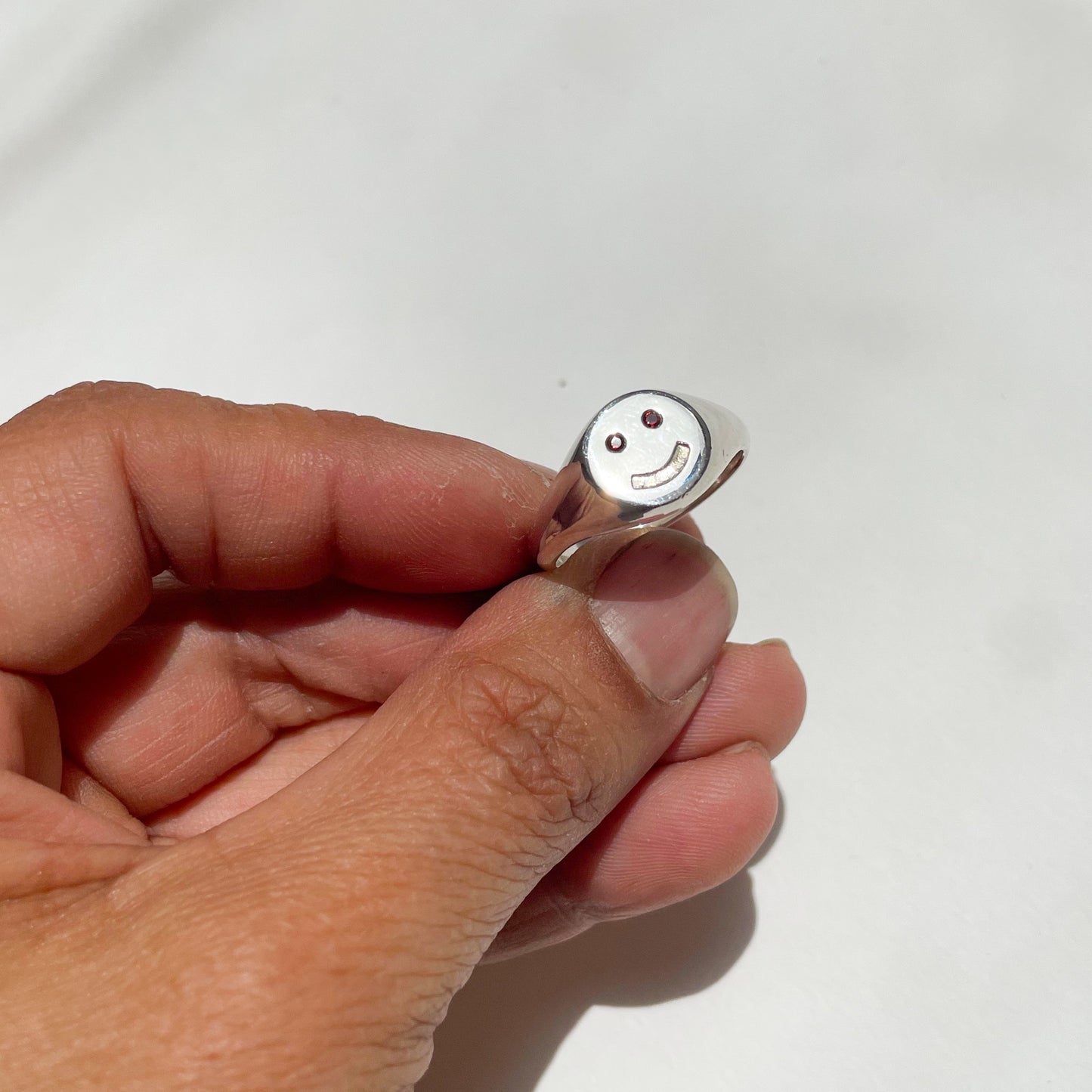 Happy Guy Signet Ring V
