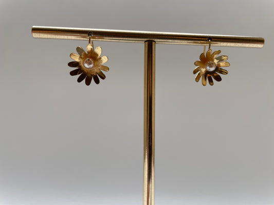 Medium Wildflower earrings with small Pearl